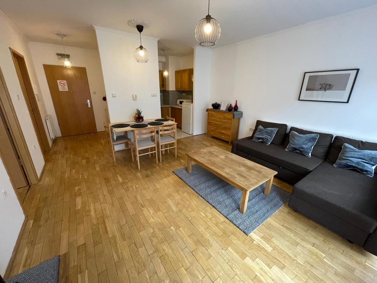 Szimpla Central Boutique Apartment Budapest Eksteriør bilde